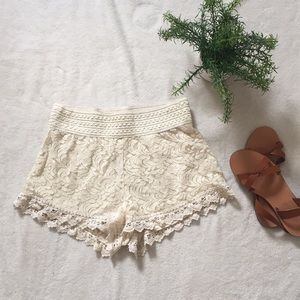 Cream Lace shorts